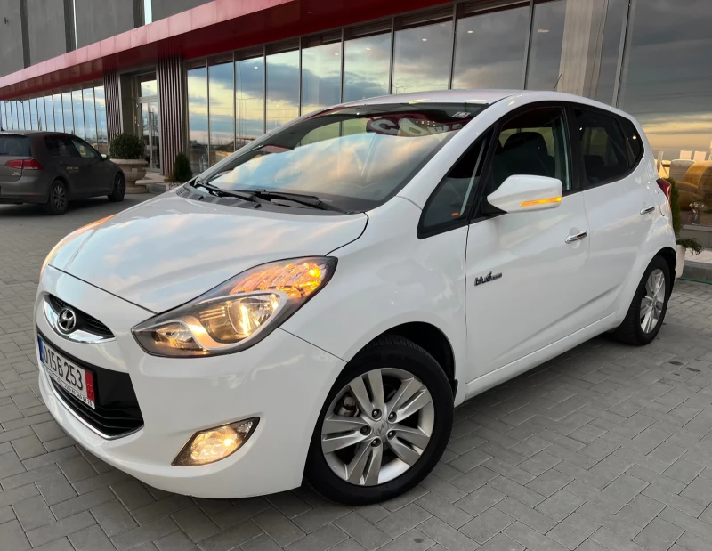 Hyundai Ix20 1.4i климатроник, снимка 1 - Автомобили и джипове - 48325818