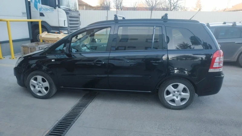 Opel Zafira ГАЗ, снимка 1 - Автомобили и джипове - 48621435