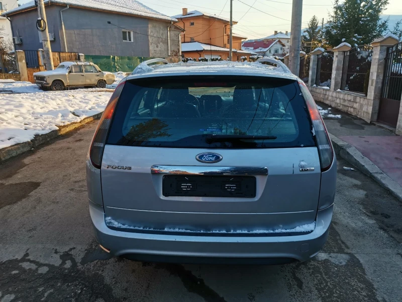 Ford Focus 1.6tdci 90hp, снимка 6 - Автомобили и джипове - 49214733