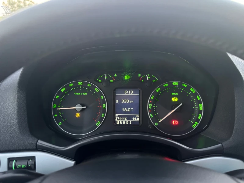 Skoda Octavia, снимка 6 - Автомобили и джипове - 52015252