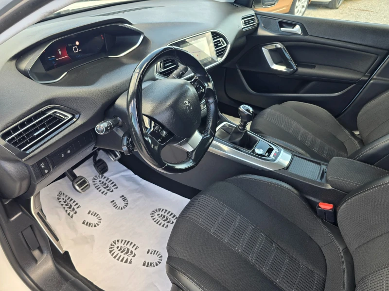 Peugeot 308 1.5HDI-131k.c-FACE-NAVI, снимка 9 - Автомобили и джипове - 51722190