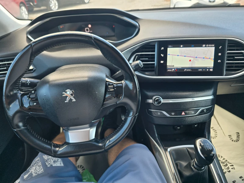 Peugeot 308 1.5HDI-131k.c-FACE-NAVI, снимка 13 - Автомобили и джипове - 51722190