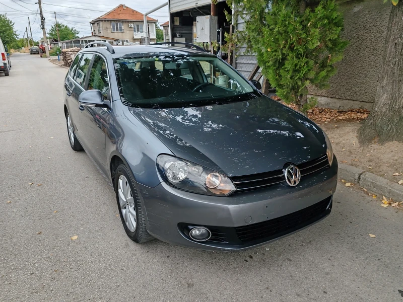 VW Golf 1.6 TDI, снимка 3 - Автомобили и джипове - 51725850