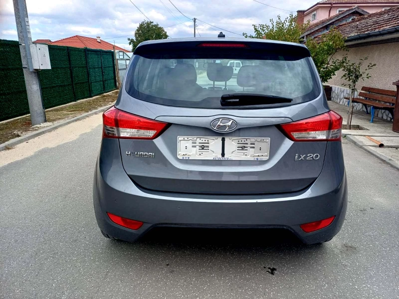 Hyundai Ix20 1.4 -ITALY, снимка 8 - Автомобили и джипове - 51909150