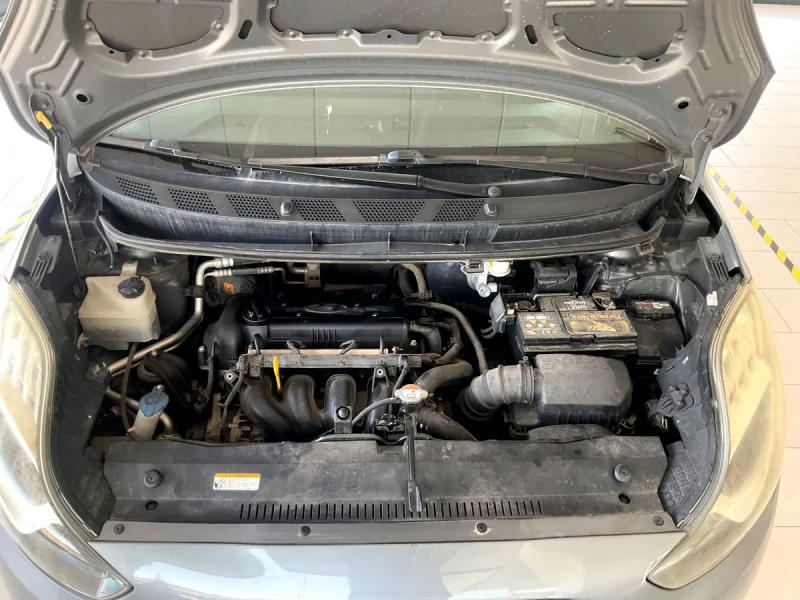 Hyundai Ix20 1.4 -ITALY, снимка 9 - Автомобили и джипове - 51909150