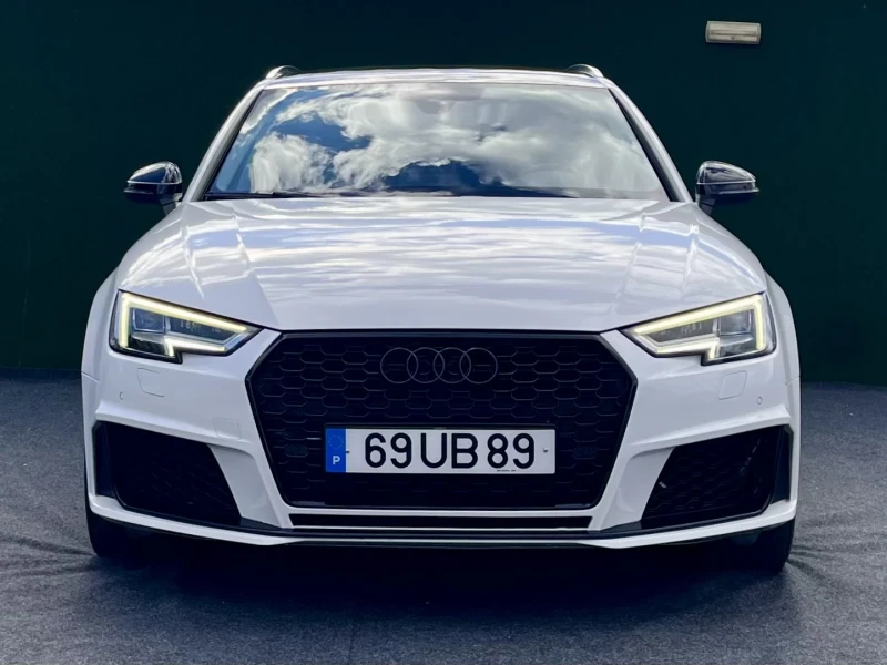 Audi A4 2.0TDI S-line Plus FullLed Лизинг