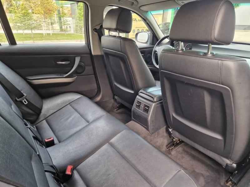 BMW 325 3.0 / 197 к.с. НАВИГАЦИЯ, снимка 10 - Автомобили и джипове - 52150394