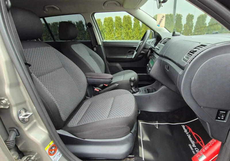 Skoda Fabia 1.4 TDI Euro 5, снимка 8 - Автомобили и джипове - 52253748