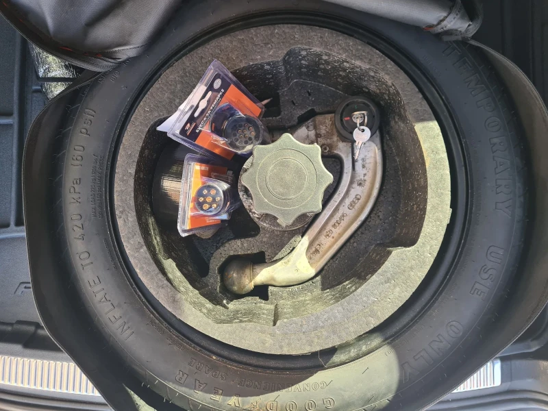 Audi A4 AVANT QUATTRO, снимка 11 - Автомобили и джипове - 52262788