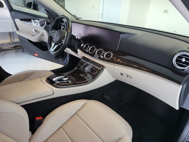 Mercedes-Benz E 400, снимка 9 - Автомобили и джипове - 52270338