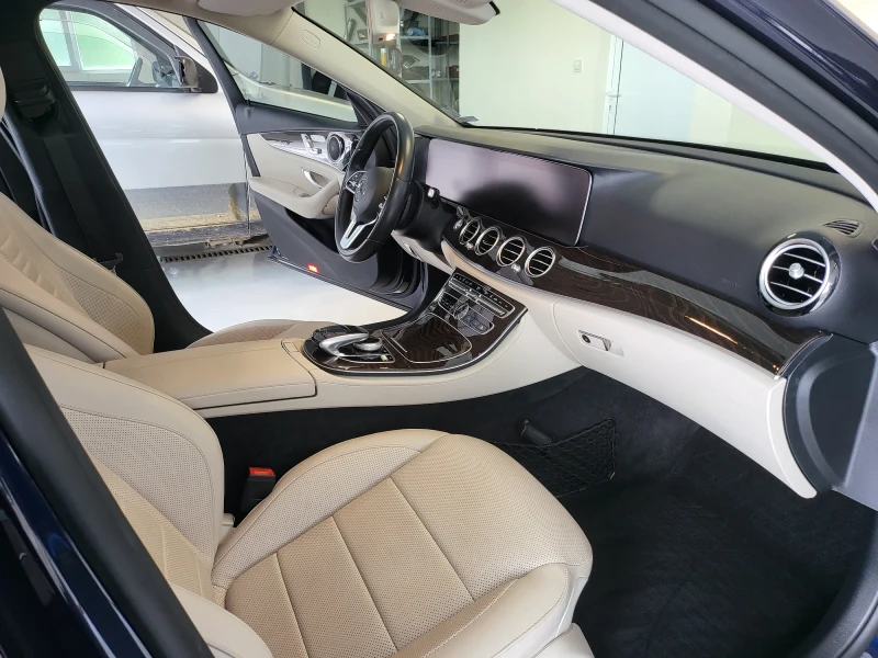 Mercedes-Benz E 400, снимка 8 - Автомобили и джипове - 52270338