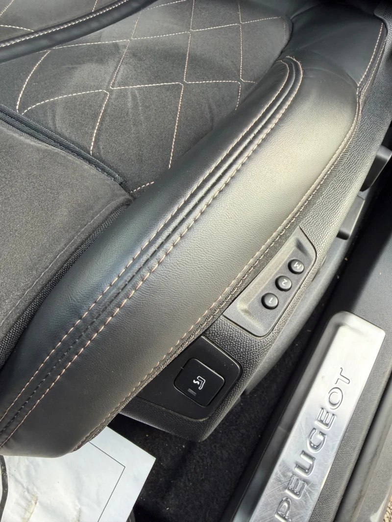 Peugeot 3008 2.0 HDI GT-LINE, снимка 11 - Автомобили и джипове - 52382496