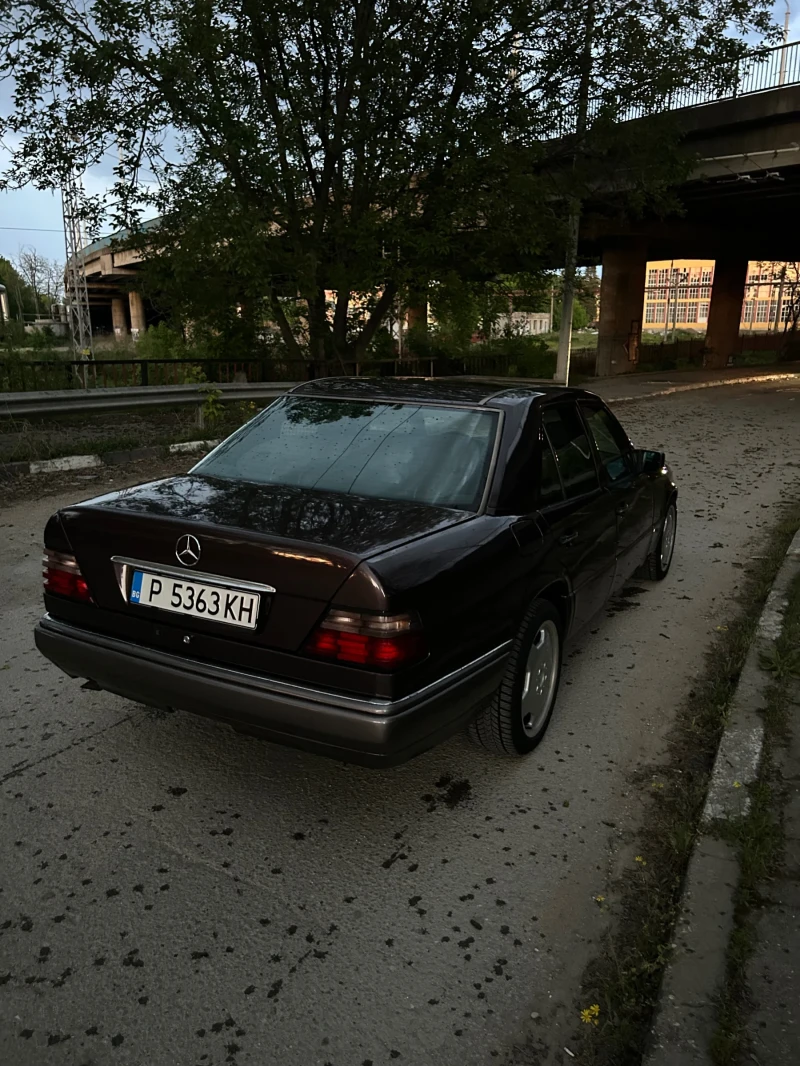 Mercedes-Benz E 300 W124 E300, снимка 5 - Автомобили и джипове - 52529307