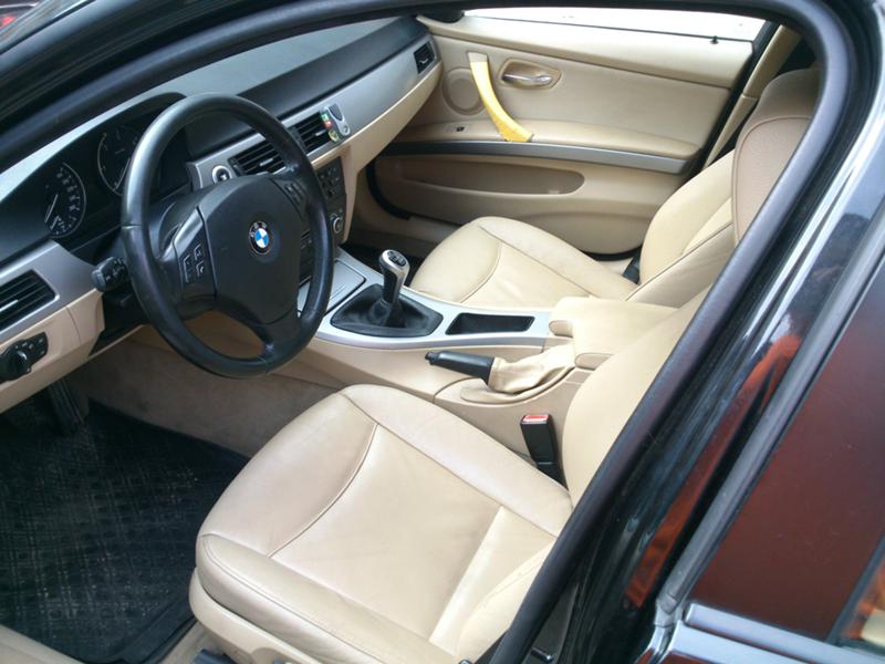 BMW 320 2.0TD, снимка 5 - Автомобили и джипове - 44476927