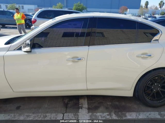 Infiniti Q50, снимка 13 - Автомобили и джипове - 48724448