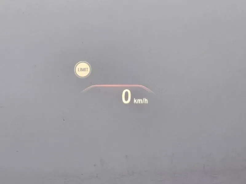 BMW 520 D Luxury Special Edition, снимка 17 - Автомобили и джипове - 56070747