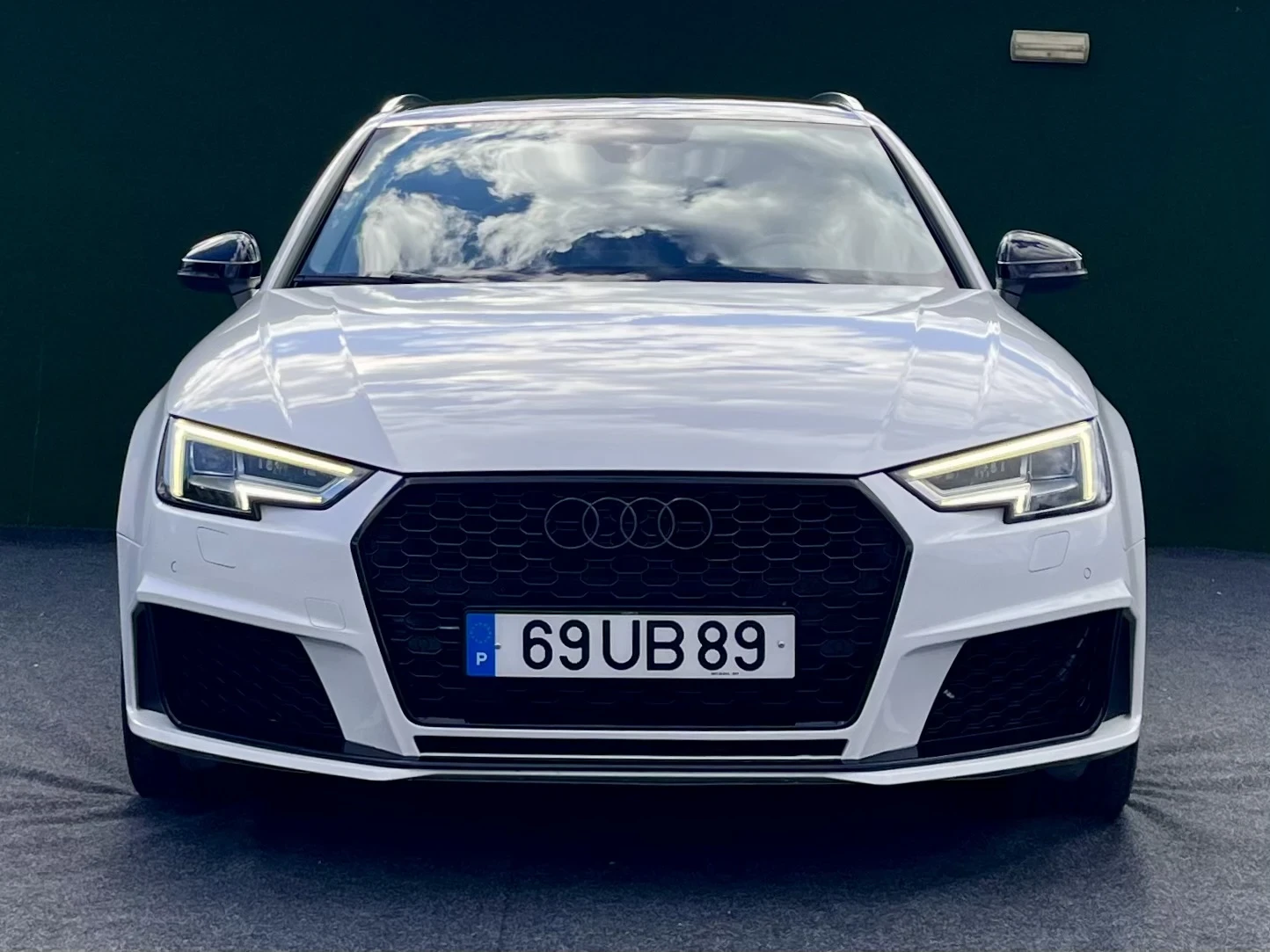 Audi A4 2.0TDI S-line Plus FullLed Лизинг, снимка 1