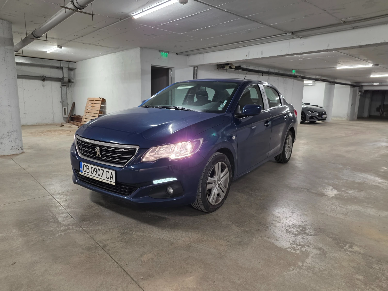 Peugeot 301 Allure, снимка 1