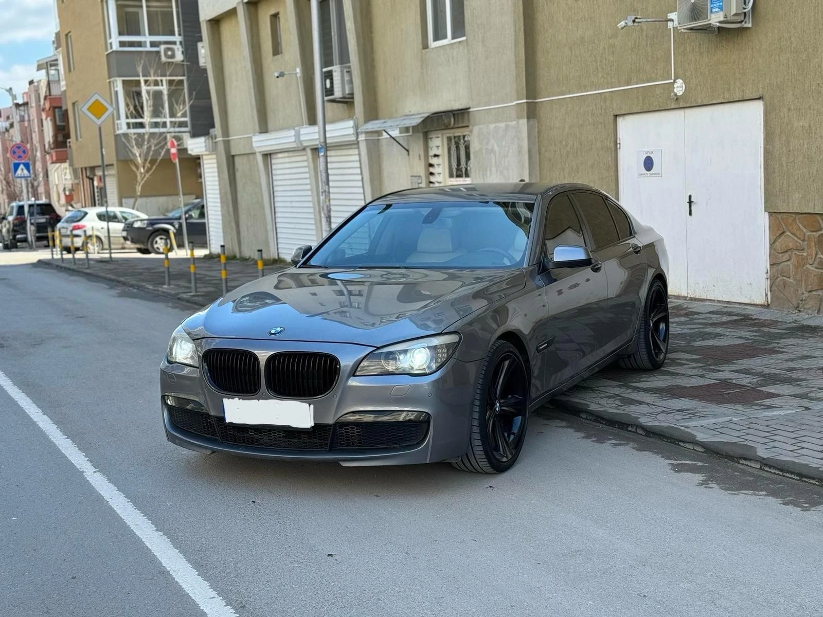 BMW 730 M-Пакет 3.0D - [1] 