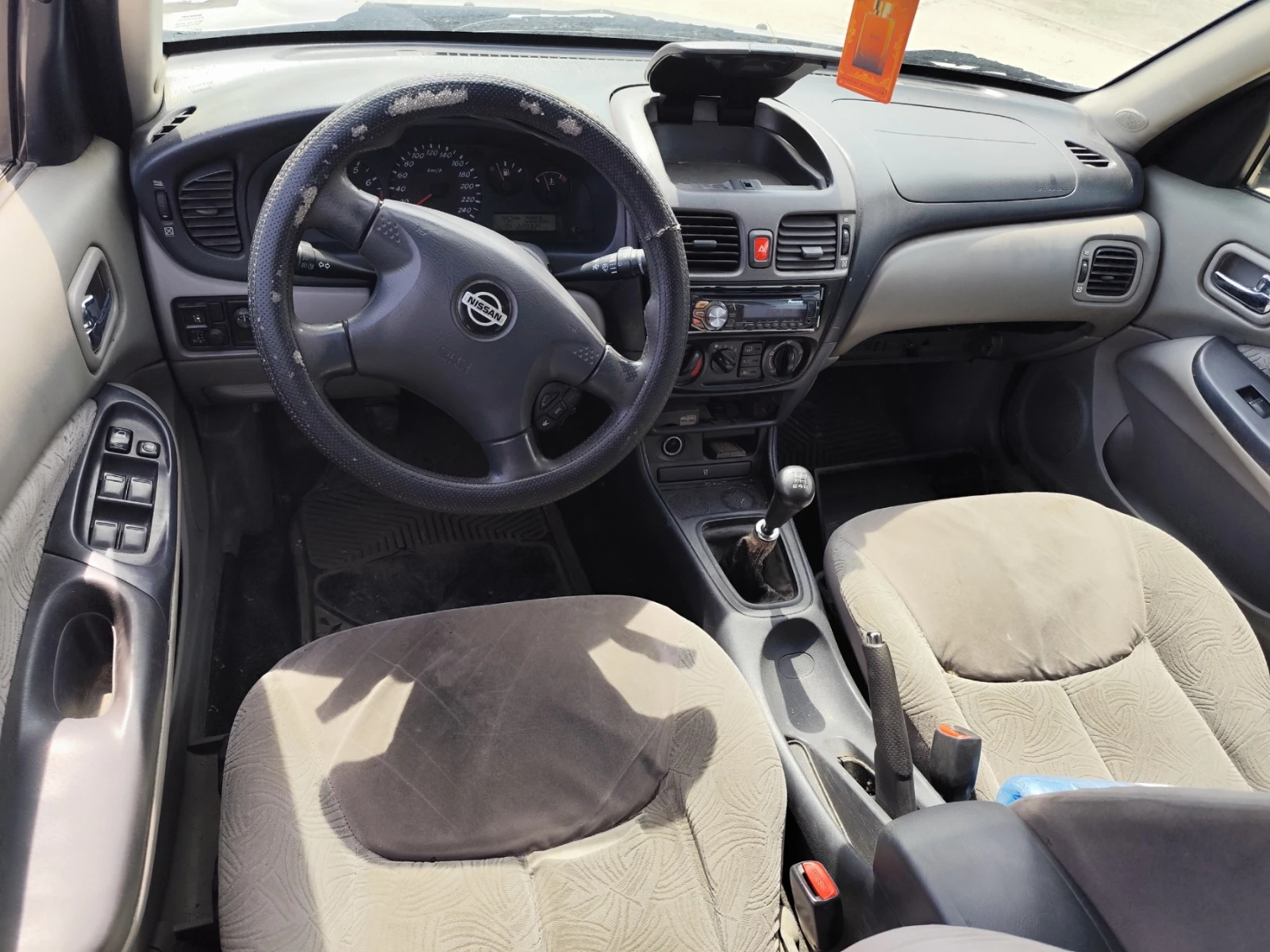 Nissan Almera 1.5 - изображение 5