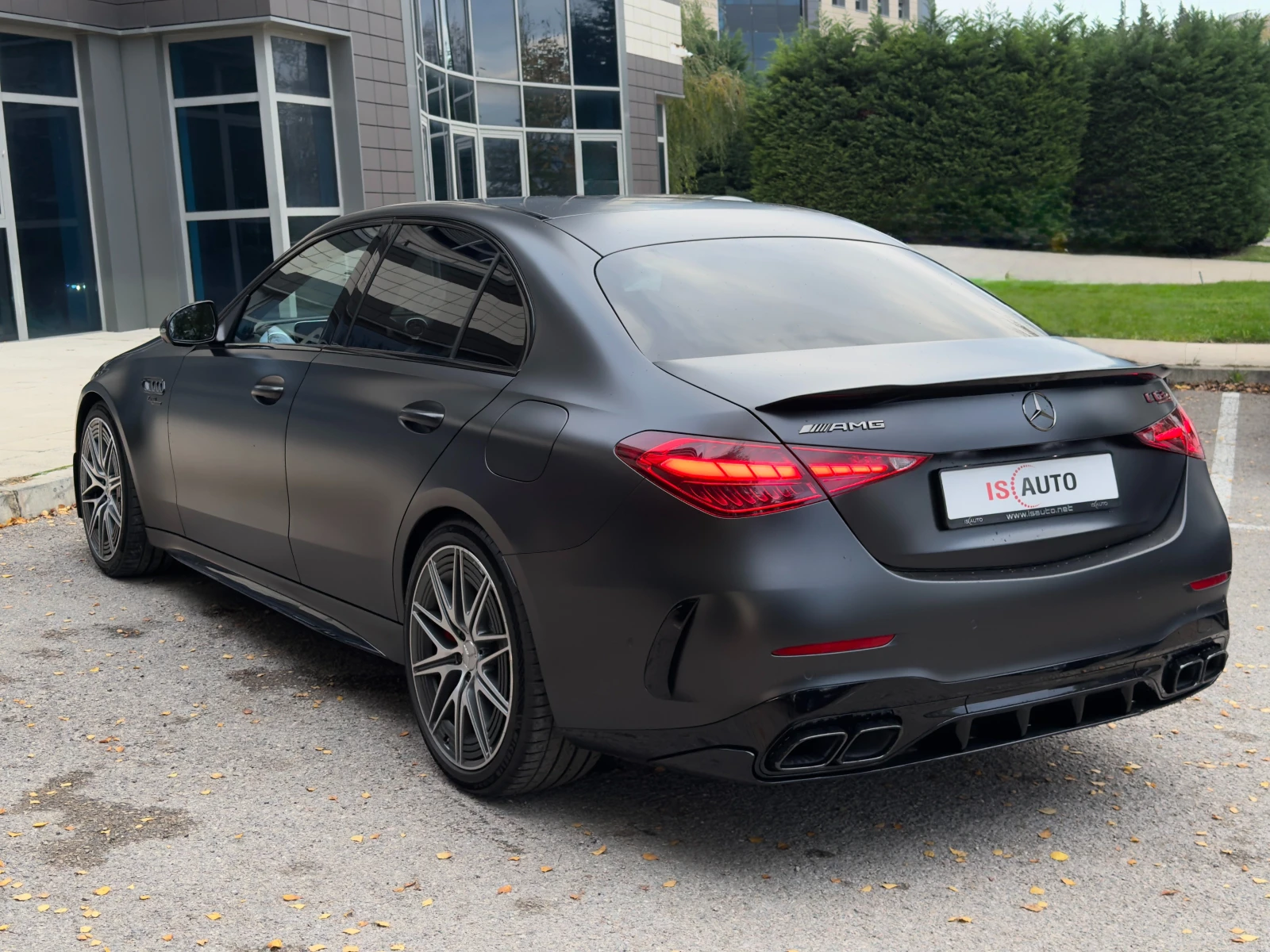 Mercedes-Benz C 63 AMG S E-Perf//Burmesteer/MultiBeam/4Matic+  | Mobile.bg   6