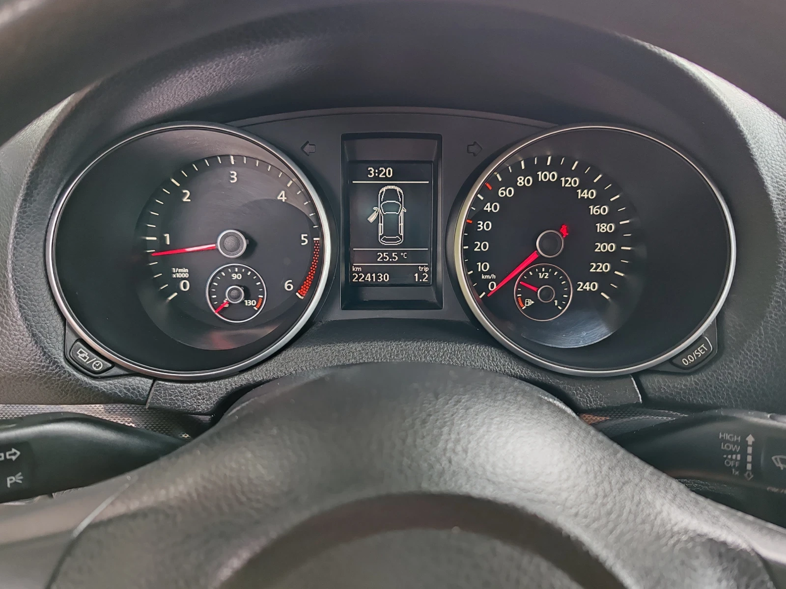 VW Golf 1.6 TDI - изображение 8