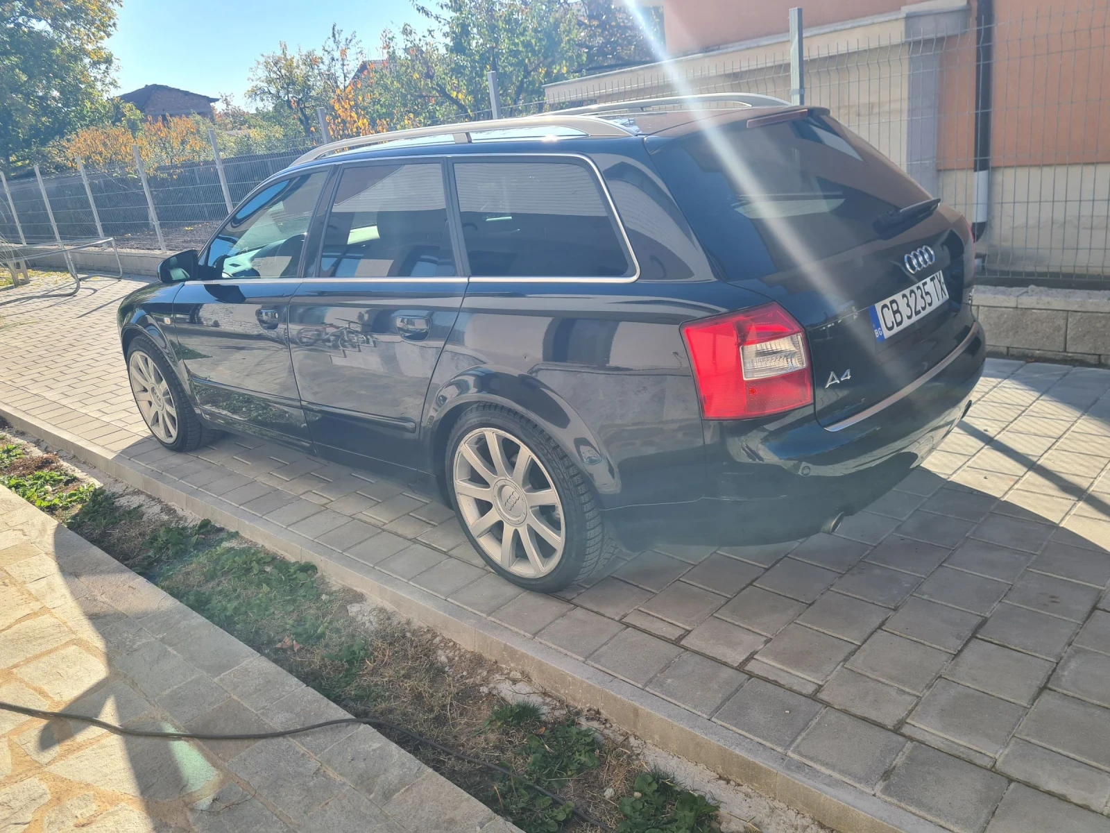 Audi A4 AVANT QUATTRO - изображение 3