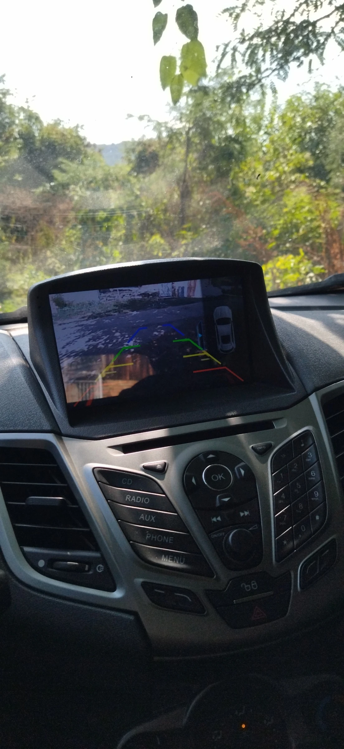 Ford Fiesta Trend - изображение 7