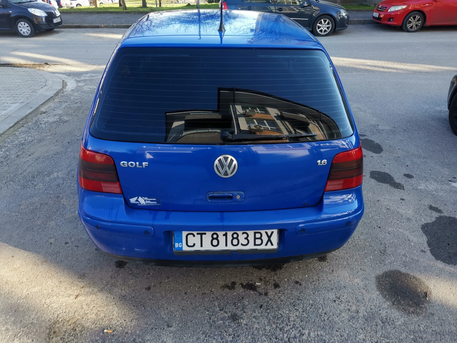 VW Golf 1.6SR 100к.с., снимка 4 - Автомобили и джипове - 53716274