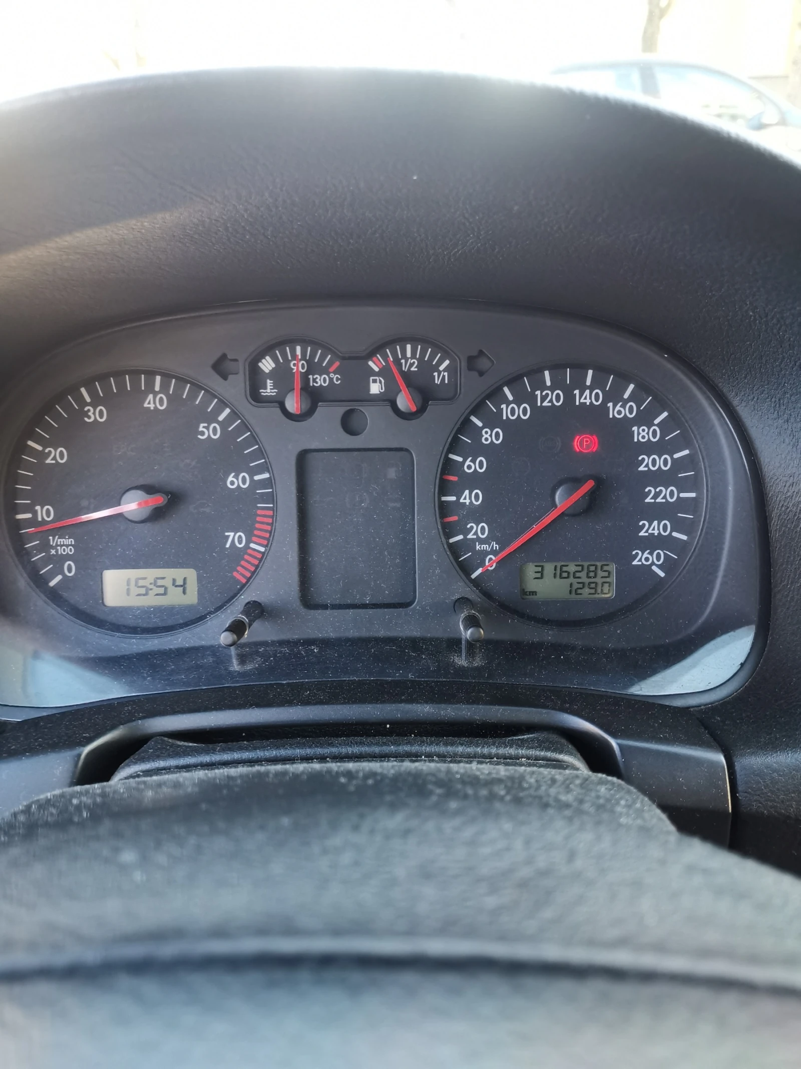 VW Golf 1.6SR 100к.с., снимка 9 - Автомобили и джипове - 53716274