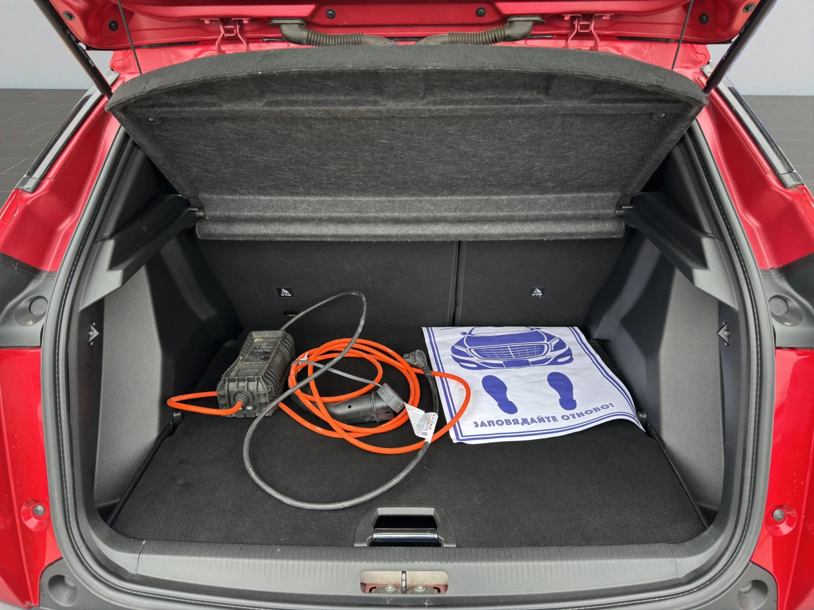 Peugeot 2008 e-2008 NEW SUV ALLURE Electric 100 �� 136 �.� | Mobile.bg � ����������� 14