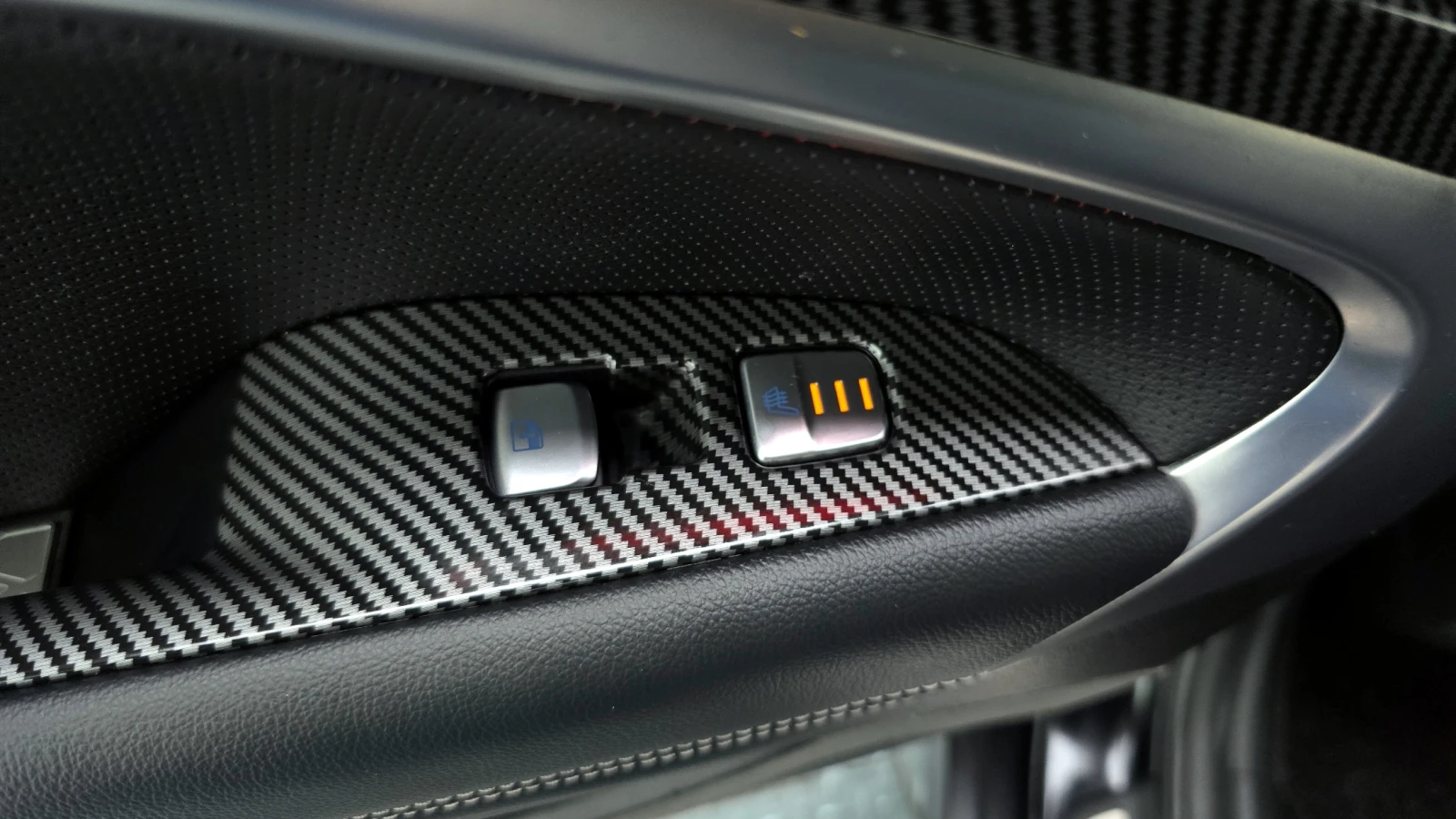 Genesis G70 2.2 CRDI, снимка 7 - Автомобили и джипове - 54093450