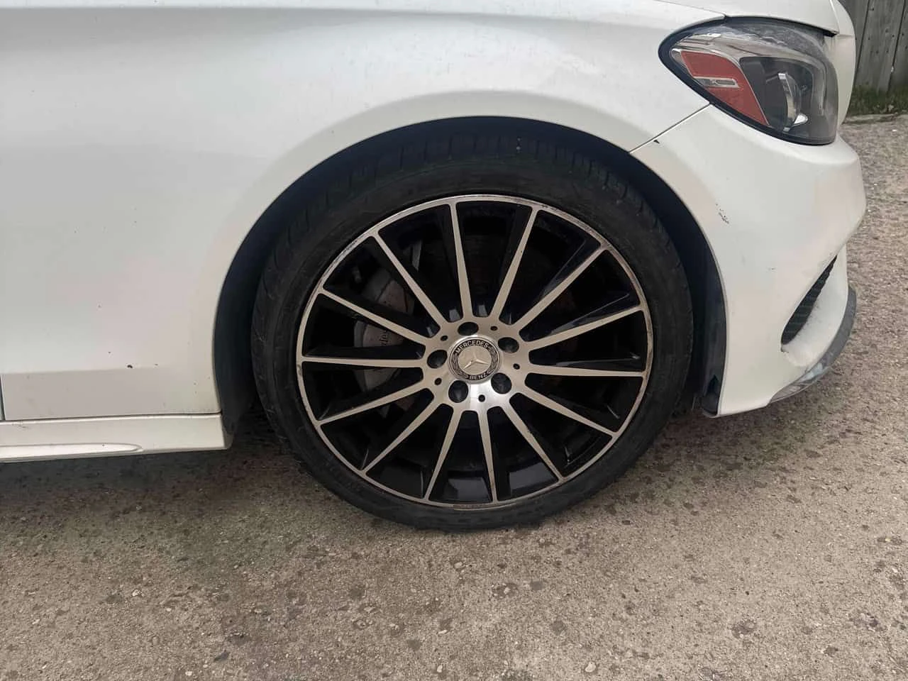 Mercedes-Benz C 300 4MATIC * AMG PACK* ПАНОРАМА* ПРЕДСТАВИТЕЛСТВО* , снимка 6 - Автомобили и джипове - 54813417