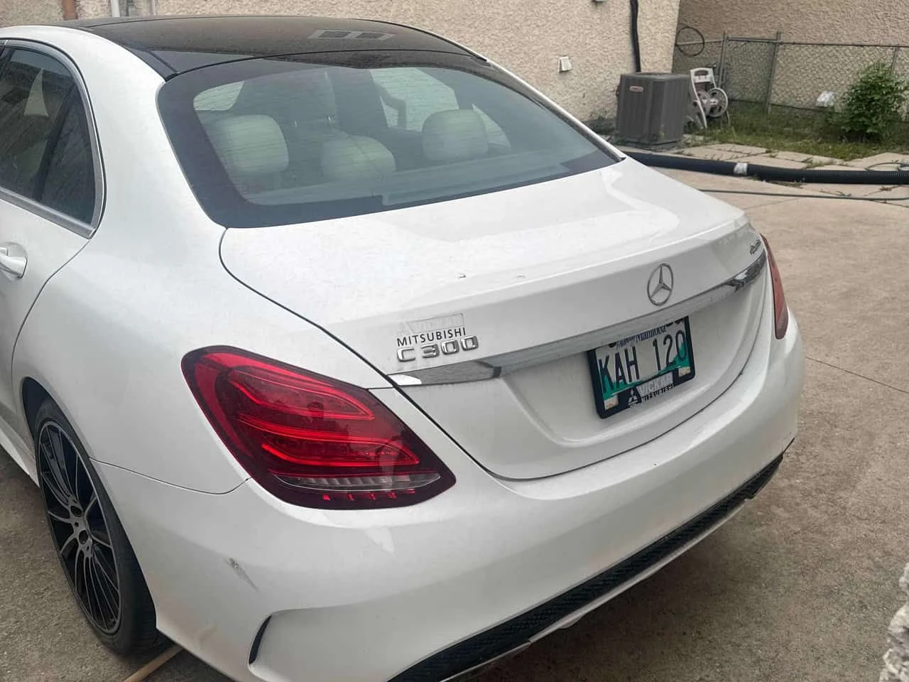 Mercedes-Benz C 300 4MATIC * AMG PACK* ПАНОРАМА* ПРЕДСТАВИТЕЛСТВО* , снимка 5 - Автомобили и джипове - 54813417