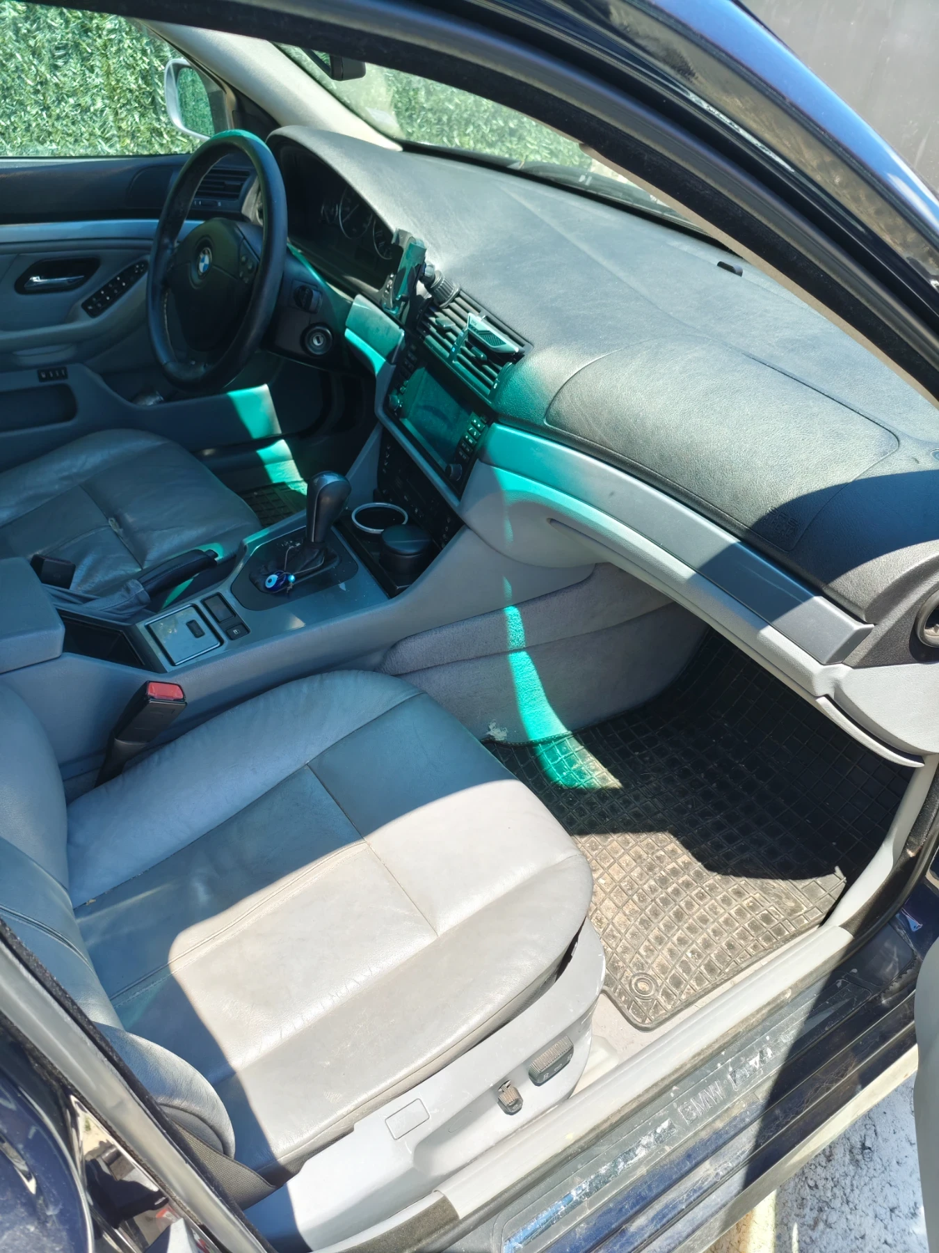 BMW 525, снимка 4 - Автомобили и джипове - 55102196