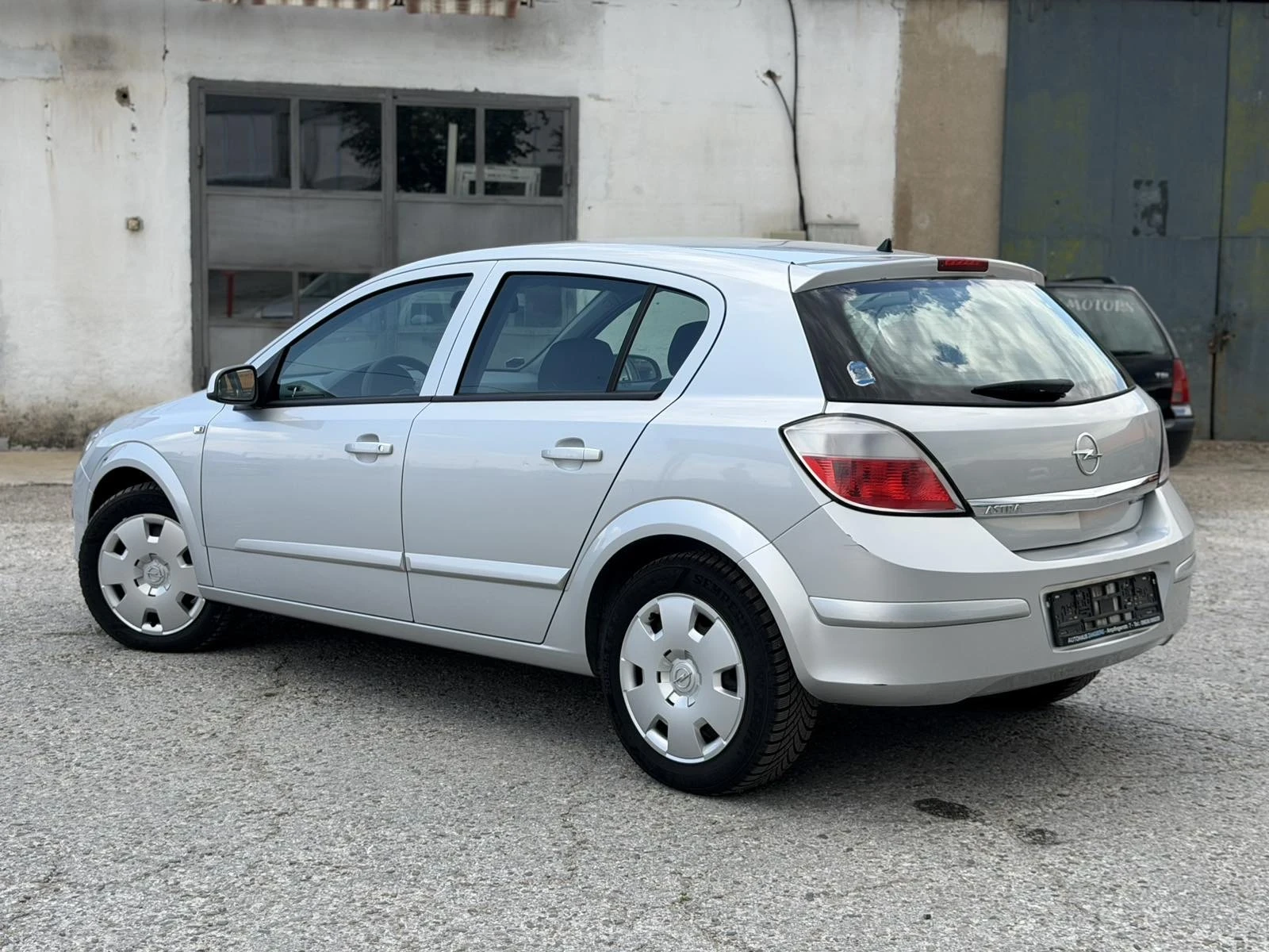 Opel Astra, снимка 5 - Автомобили и джипове - 55157050