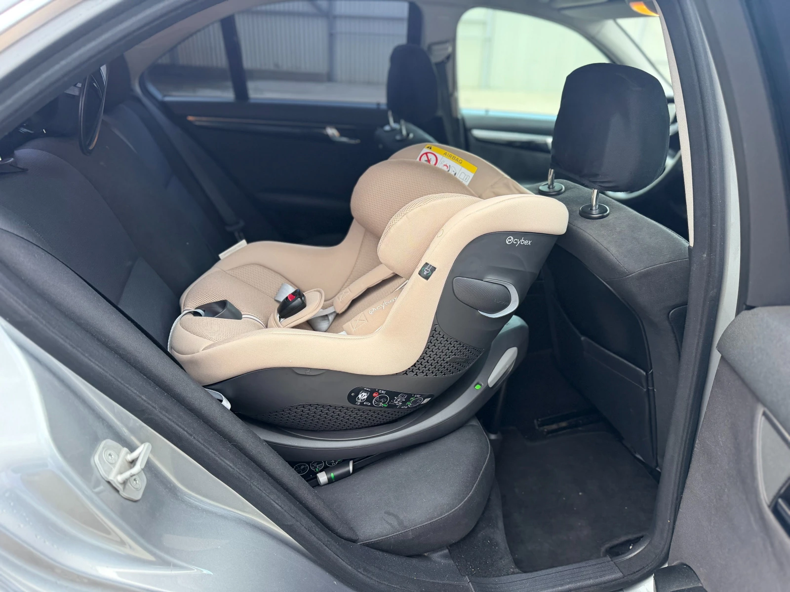 Mercedes-Benz C 220, снимка 13 - Автомобили и джипове - 55171455