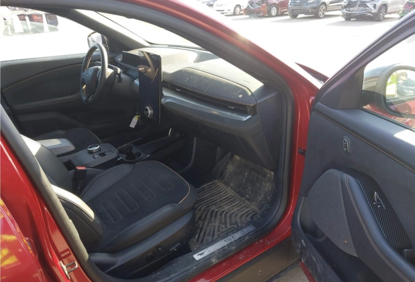 Ford Mustang Mach-E GT, снимка 5 - Автомобили и джипове - 55324842