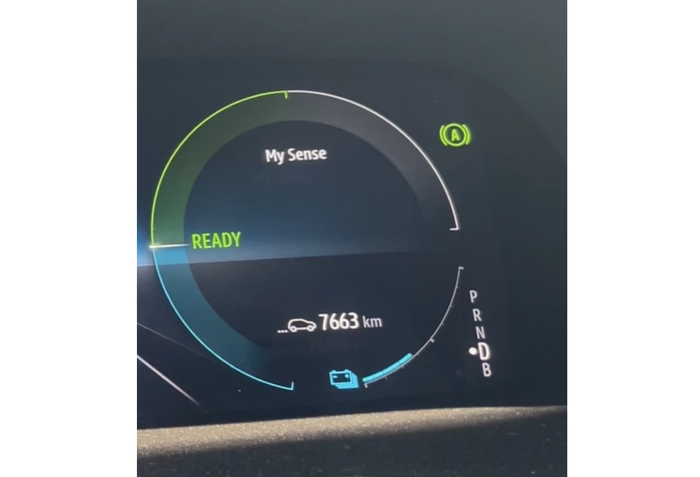 Renault Arkana E-Tech full hybrid 145, снимка 4 - Автомобили и джипове - 55375954