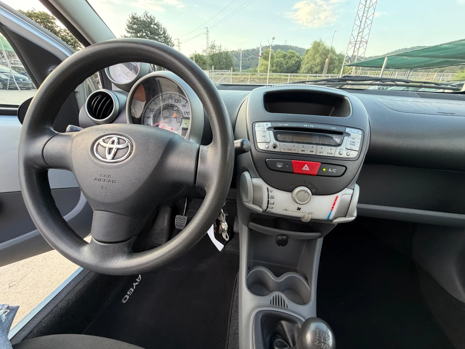 Toyota Aygo 150000km/Clima/, снимка 11 - Автомобили и джипове - 55565247
