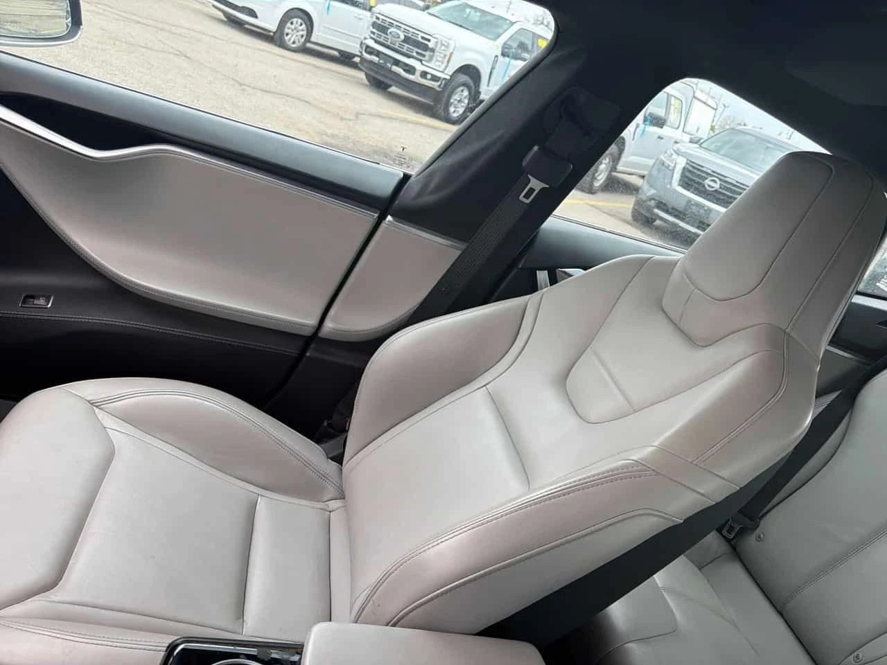 Tesla Model S * 4dr Sdn AWD * CARFAX * ОПЦИЯ ЗА ФИНАНСИРАНЕ, снимка 10 - Автомобили и джипове - 55663525