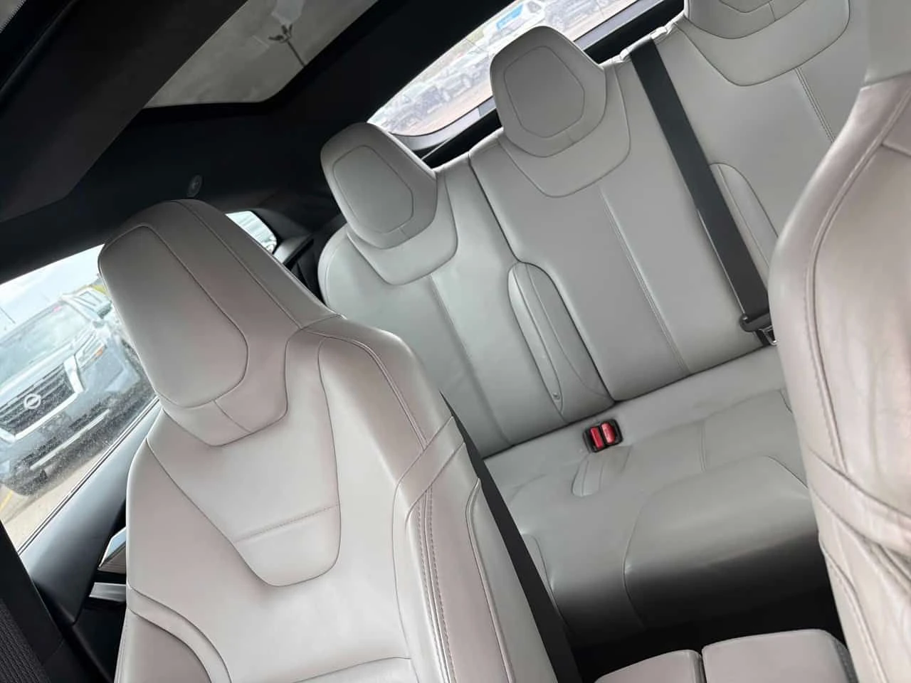 Tesla Model S * 4dr Sdn AWD * CARFAX * ОПЦИЯ ЗА ФИНАНСИРАНЕ, снимка 11 - Автомобили и джипове - 55663525