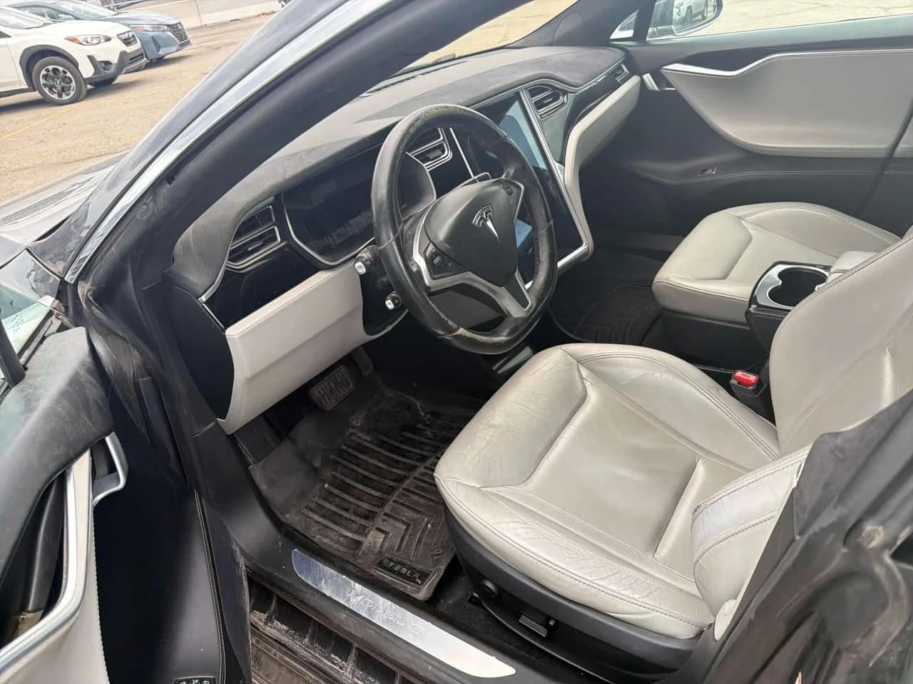 Tesla Model S * 4dr Sdn AWD * CARFAX * ОПЦИЯ ЗА ФИНАНСИРАНЕ, снимка 5 - Автомобили и джипове - 55663525
