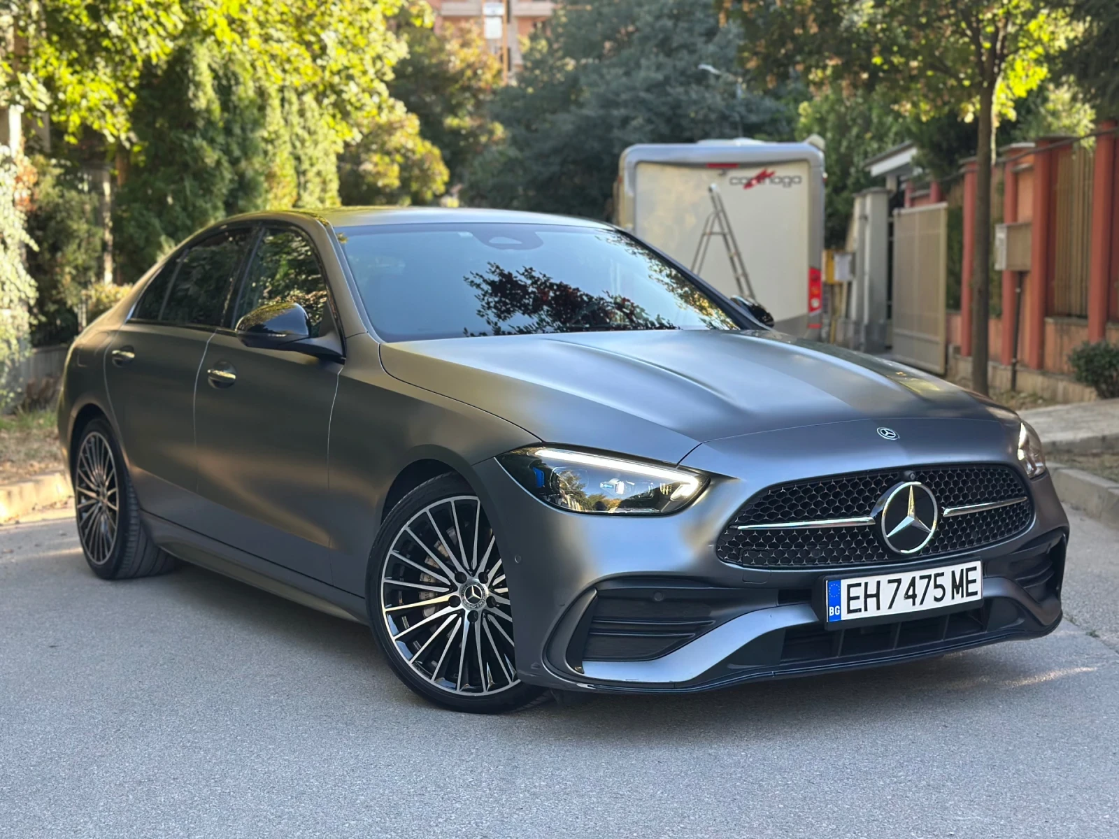 Mercedes-Benz C 300 d* AMG* DIGITAL LIGHT* KEYLESS* РЕАЛНИ КИЛОМЕТРИ
