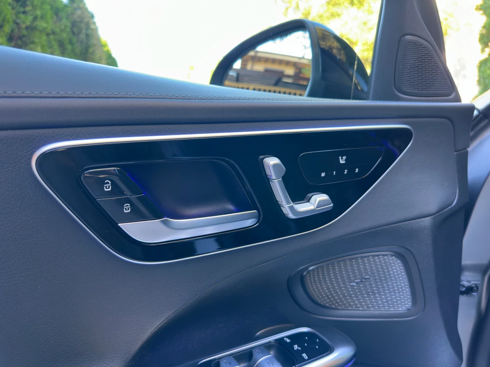 Mercedes-Benz C 300 d* AMG* DIGITAL LIGHT* KEYLESS* ������ ��������� | Mobile.bg � ����������� 8