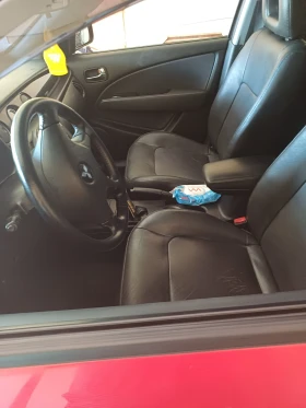 Mitsubishi Outlander  С два компонента Гуми с ал.джанти, снимка 4