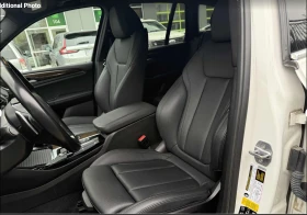 BMW X3 XDRIVE* 30i* ДИГИТАЛНО* ТАБЛО* ПОДГРЕВ* ОБДУХВАНЕ*, снимка 10