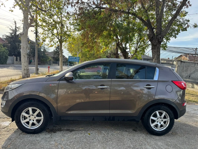 Kia Sportage 2.0 DIESEL AUSTRIA, снимка 8 - Автомобили и джипове - 47579693