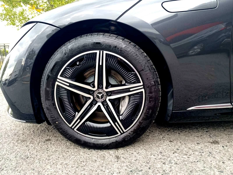 Mercedes-Benz EQE 300 AMG Paket 98kW/h, снимка 8 - Автомобили и джипове - 52167790