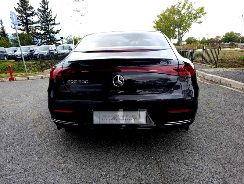 Mercedes-Benz EQE 300 AMG Paket 98kW/h, снимка 6 - Автомобили и джипове - 52167790